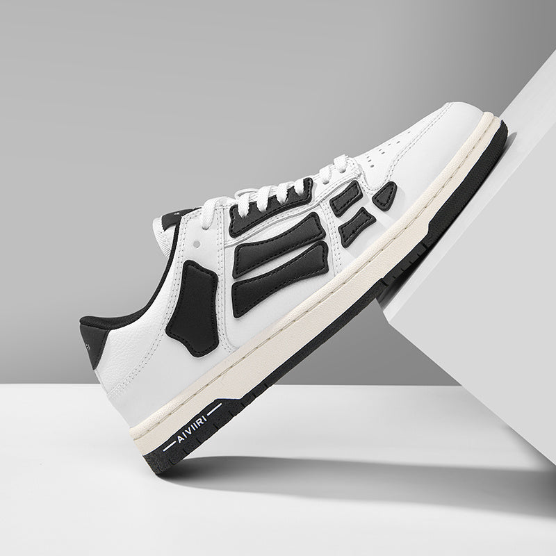 AIVIIRI MFS003-111 Low-Top Sneakers in White and Black - product image from the listing.