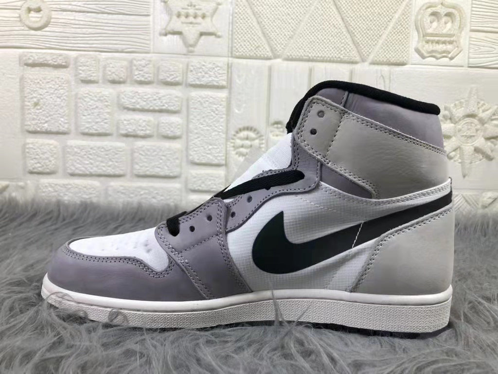 Jordan 1 Union x Air Jordan 1 High Sneakers in White Grey DB2889-100 - product image from the listing.