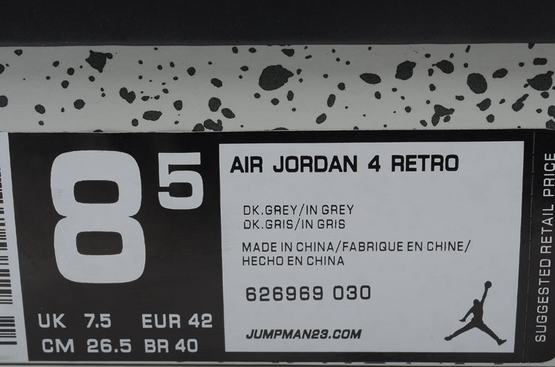 Air Jordan 4 Retro Oreo Basketball Sneakers - product image from the listing.