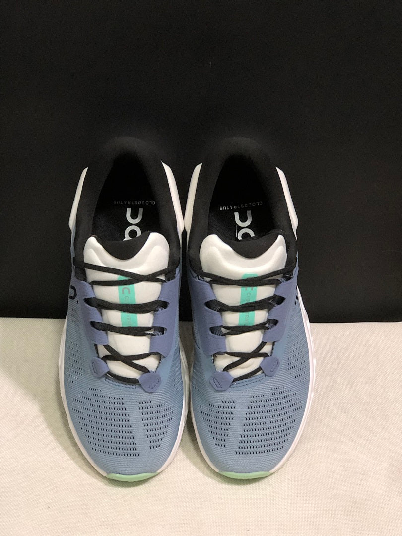 On Cloudstratus 3 Running Shoes, in Blue Gray - product image from the listing.