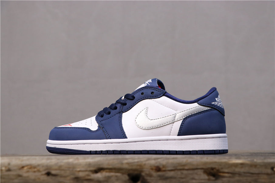 Nike SB x Air Jordan 1 Low in Blue and White CJ7891-400 - product image from the listing.