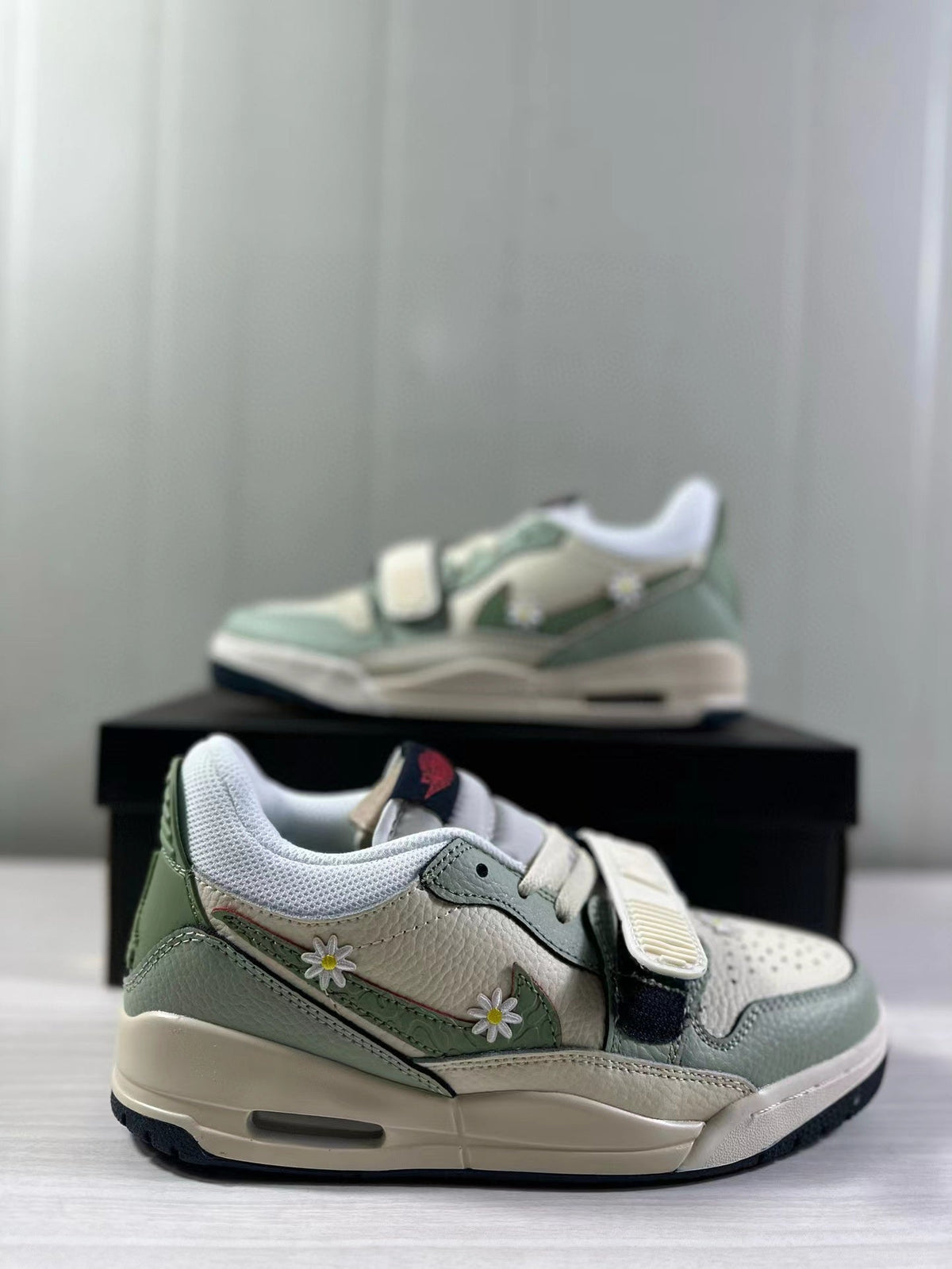 Air Jordan Legacy 312 Low Sneakers Mint Green CD9054-146 - product image from the listing.