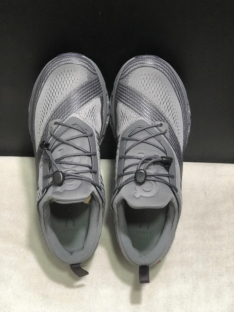 Gray On Cloud X Z5 Sneakers - product image from the listing.