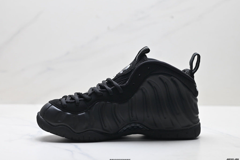 Nike Air Foamposite One Penny Basketball Sneakers in Black - product image from the listing.