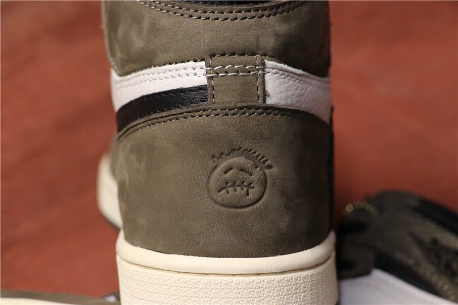 TS SP Sneakers, Brown and White, - Air Jordan 1 High OG CD4487-100 - product image from the listing.