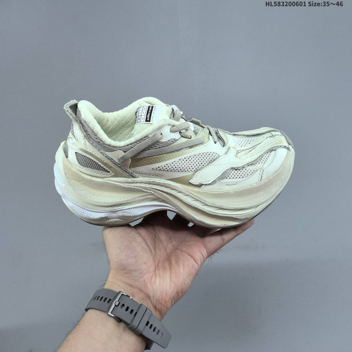 Balenciaga 6XL Extreme Laces Low-Cut Sneakers - product image from the listing.