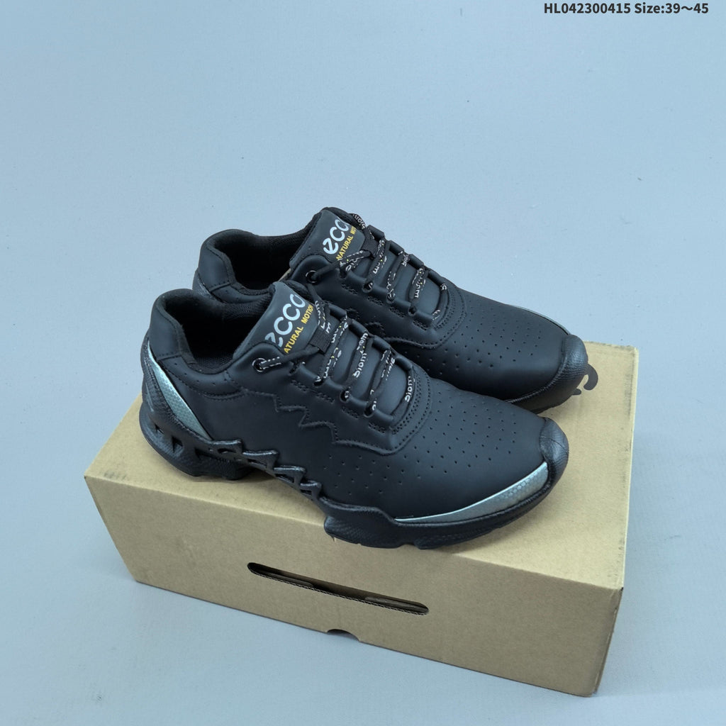 Men's ECCO Black Perforated Lace-Up Sneakers - product image from the listing.