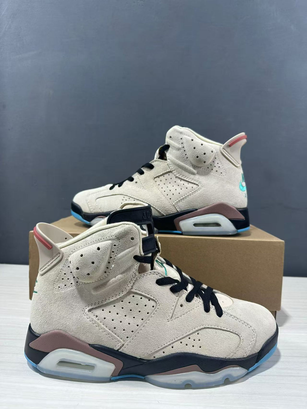 Air Jordan 6 High-Top Sneakers Light Brown IF3103-100 - product image from the listing.