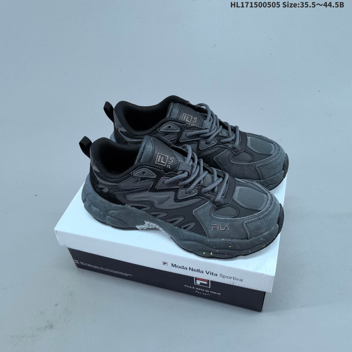 FILA FERN Low-Cut Sneakers F12M331101 - product image from the listing.
