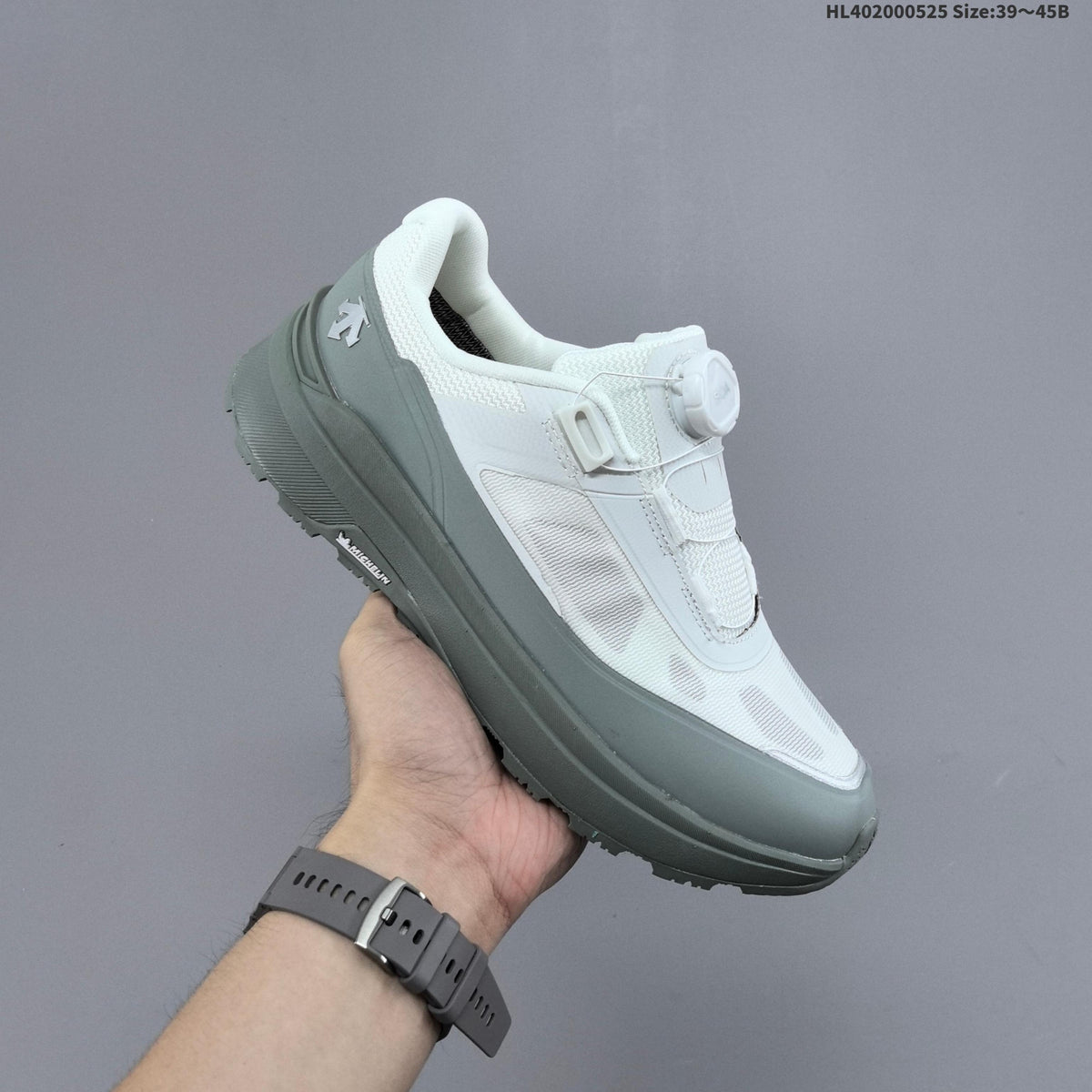 DESCENTE DUALIS PRIME WIRE 2.0 GORE-TEX Trail Footwear - product image from the listing.