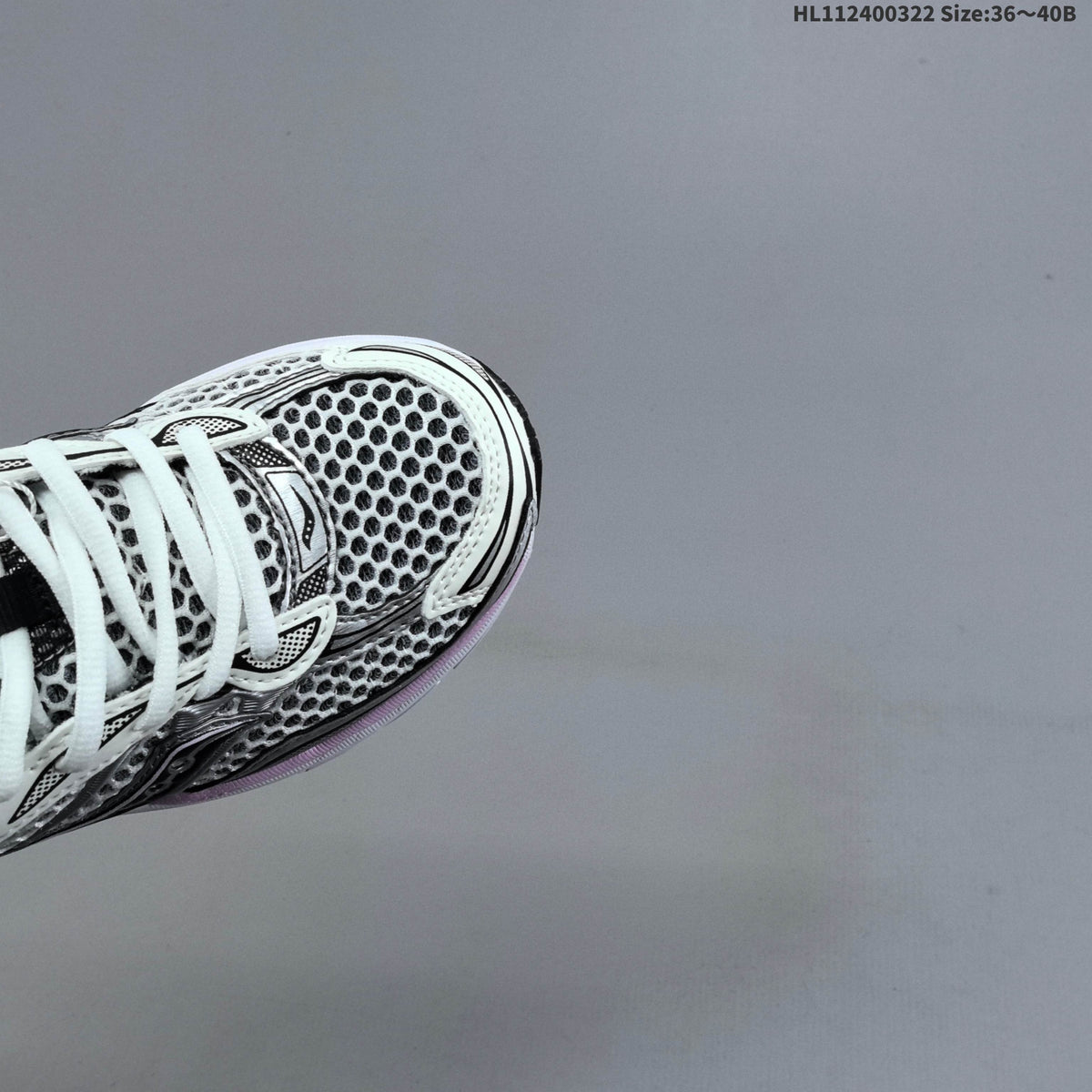 Saucony ProGrid Omni 9 Sneakers in White, in Silver & Pink - product image from the listing.