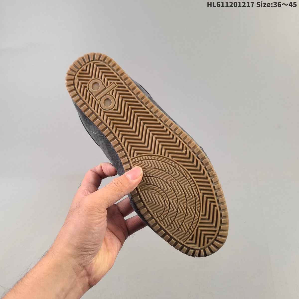 Charcoal Alo Yoga Sunset Low-Top Suede Sneakers - product image from the listing.
