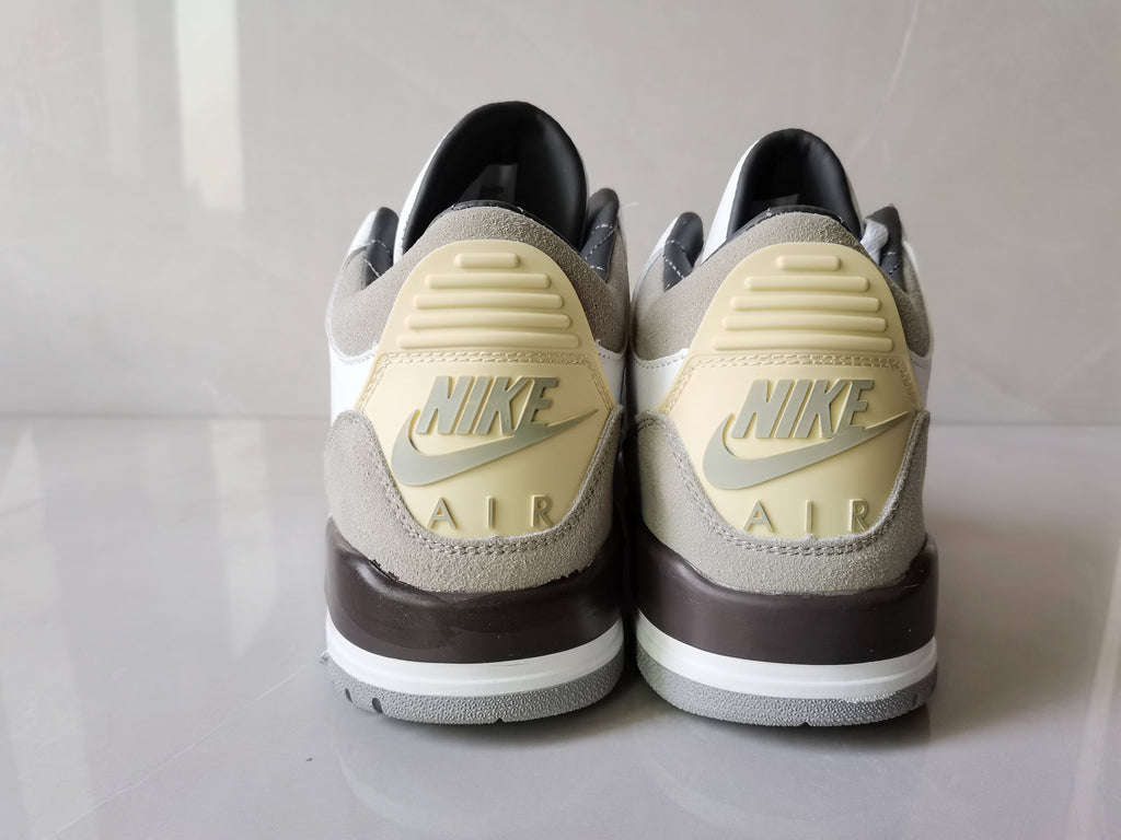 Jordan 3 Retro SP Sneakers in Sail Grey - product image from the listing.