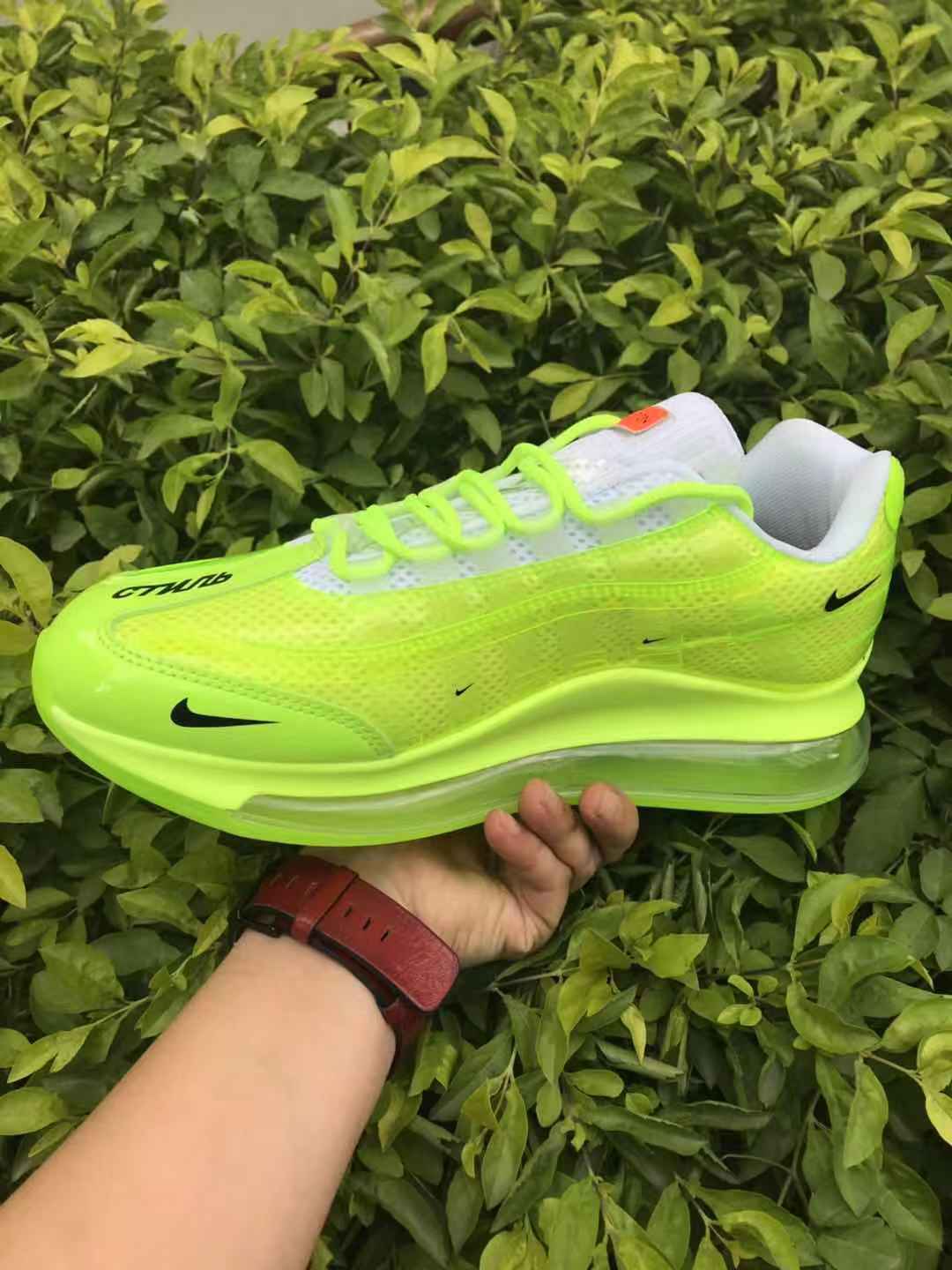 Nike Air Max 720 Neon Sneakers in Green - product image from the listing.