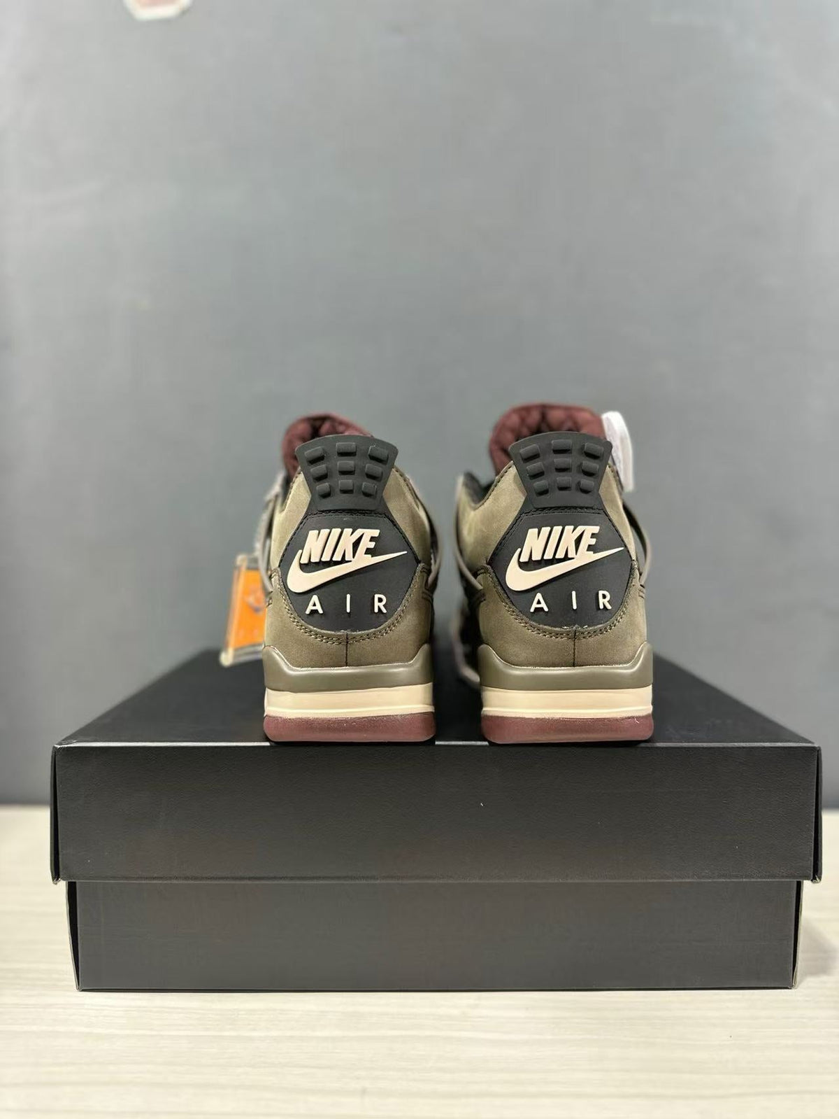 Air Jordan 4 Retro SP Dark Mocha Sneakers IF3102-200 - product image from the listing.
