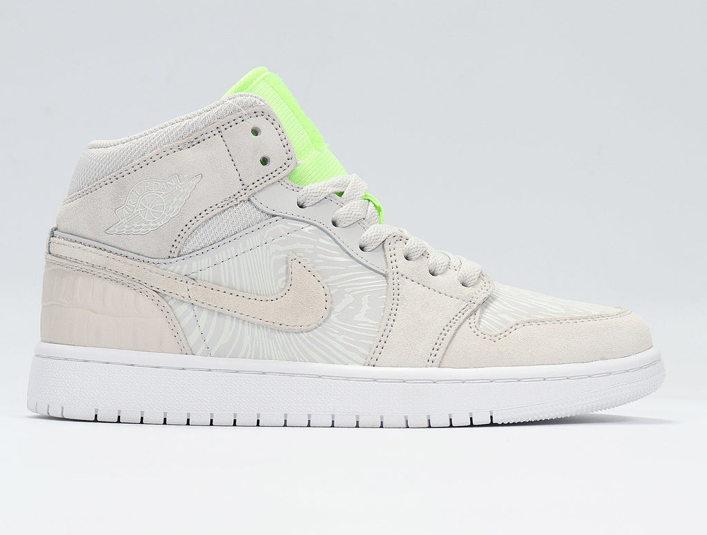 Jordan 1 High FlyEase in Gray and Volt Green CV3018-001 - product image from the listing.