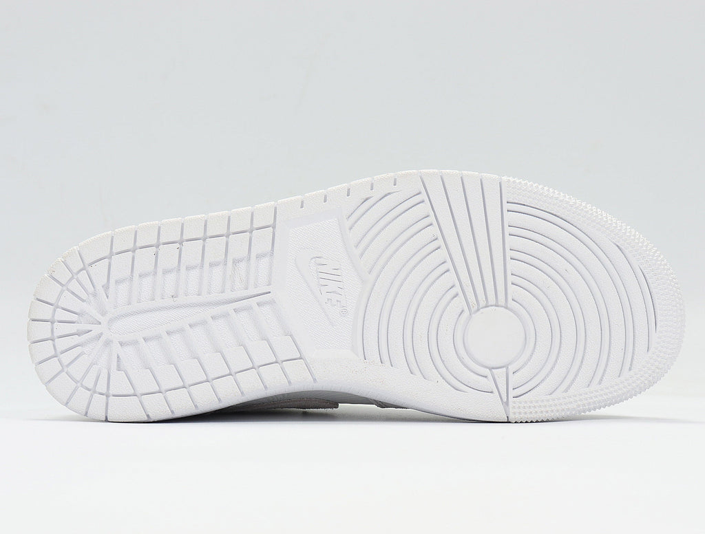 Jordan 1 High FlyEase in Gray and Volt Green CV3018-001 - product image from the listing.