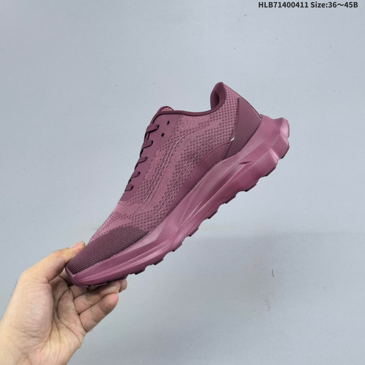 Alo Runner Low-Top Sneakers for Running - product image from the listing.