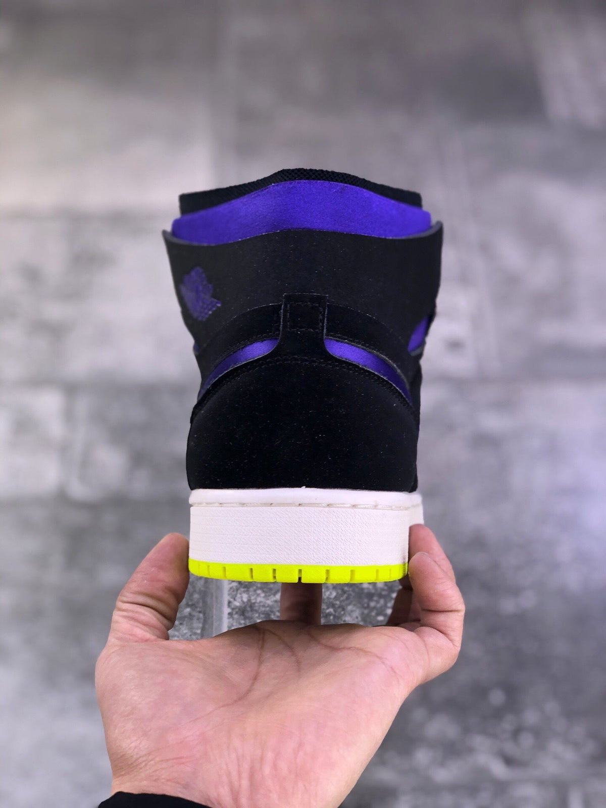 Nike Air Jordan 1 Zoom Air CMFT Lemon Venom Plum in Purple - product image from the listing.