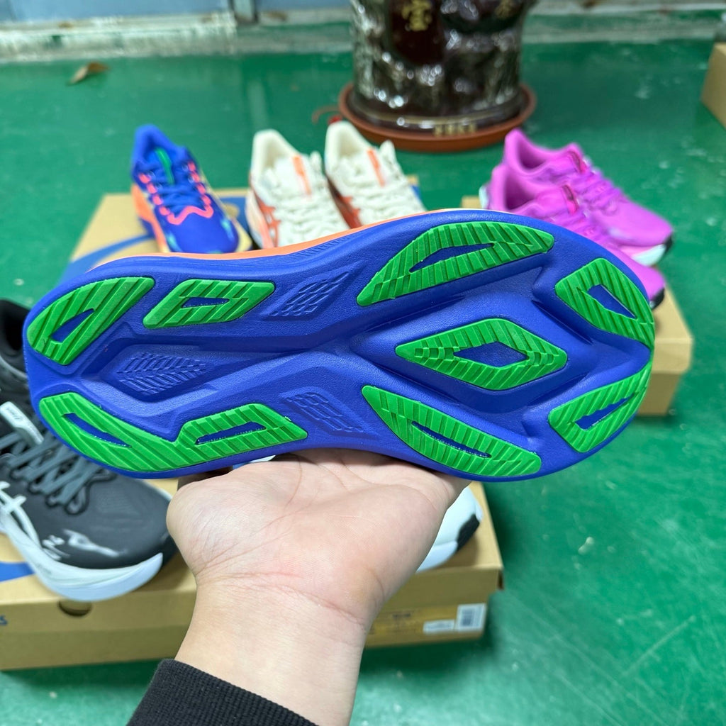 ASICS Novablast 5 LE Running Shoes in Royal Blue 1013A180-001 - product image from the listing.