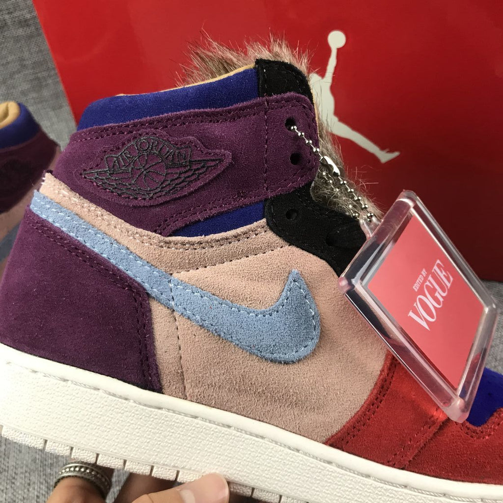 Air Jordan 1 High OG Christmas Sneakers in Red Multicolor - product image from the listing.