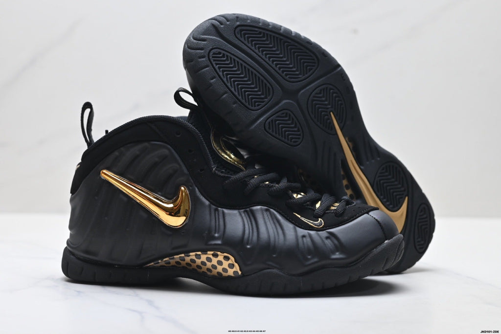 Nike Air Foamposite One Penny Hardaway Sneakers in Black Gold - product image from the listing.
