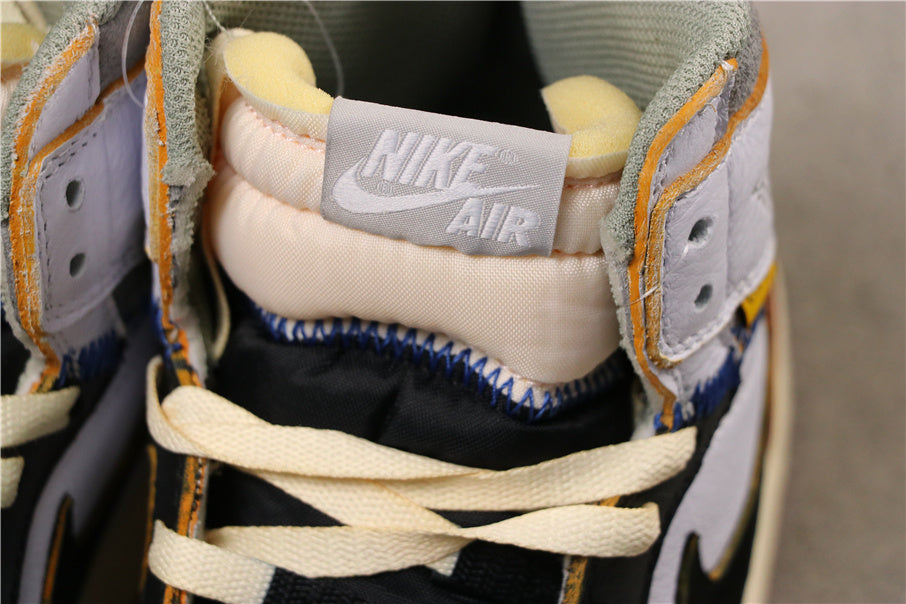 Air Jordan 1 Retro High OG NRG Sneakers White Black Varsity in Red - product image from the listing.