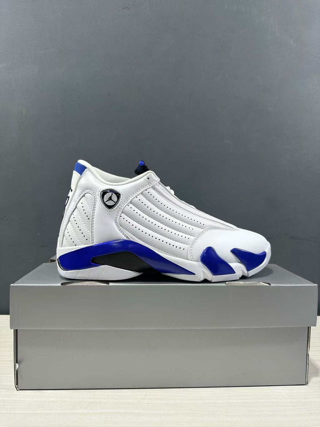 Air Jordan 14 Hyper Royal White Blue 487471-104 - product image from the listing.