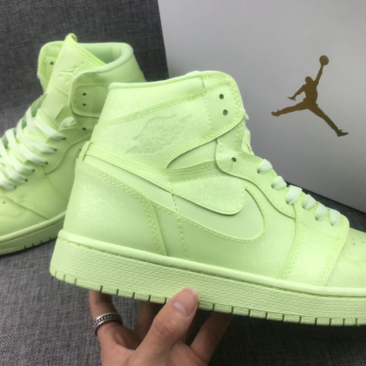 Air Jordan 1 Mid AH7389-700 Sneakers in Volt - product image from the listing.