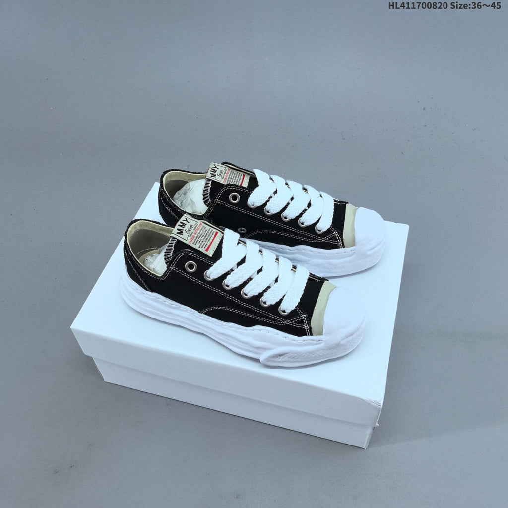 Maison Mihara Yasuhiro Blakey Low Trainers - product image from the listing.