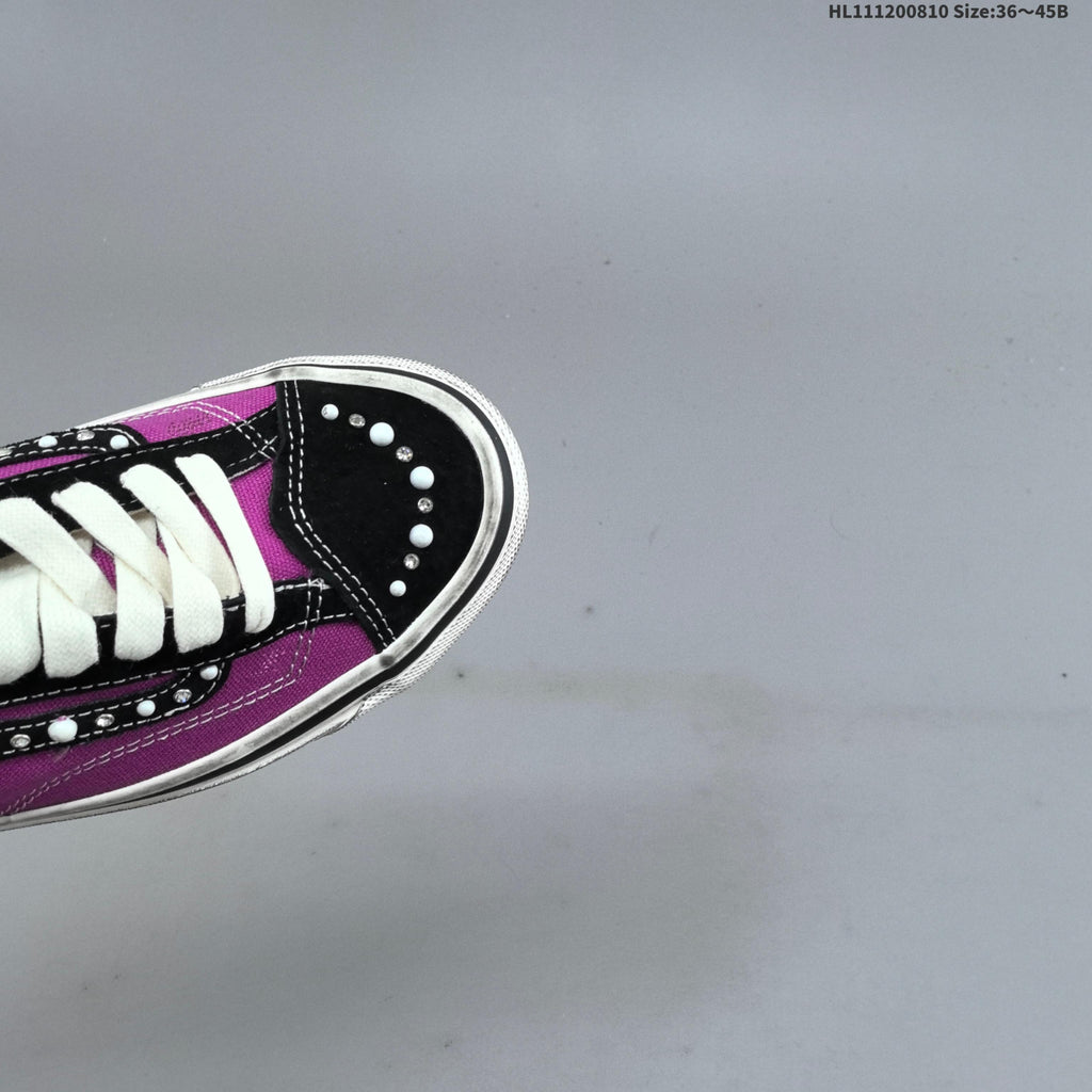 Vans Old Skool Platform Low-Top Sneakers, in Purple and Black - product image from the listing.