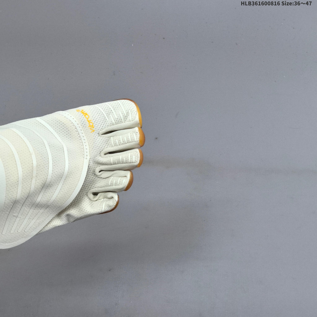Vibram FiveFingers Groundsplay Training Shoes, in White and Gum - product image from the listing.