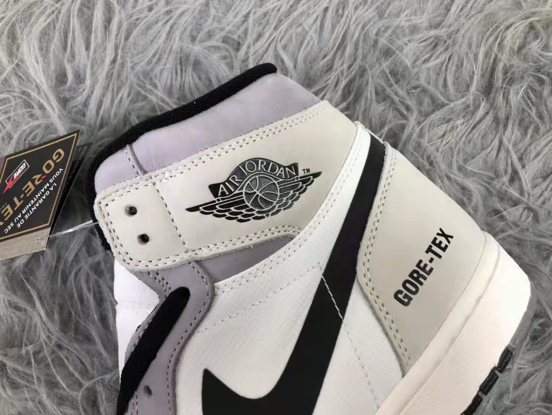 Jordan 1 Union x Air Jordan 1 High Sneakers in White Grey DB2889-100 - product image from the listing.