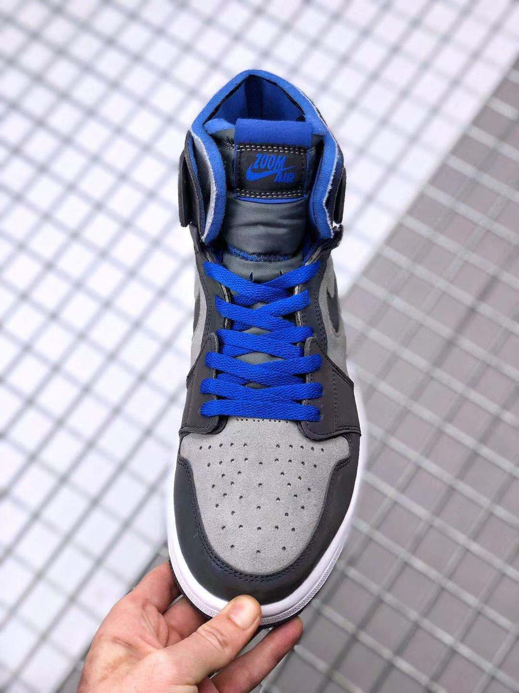 League of Legends Sneakers - Jordan 1 Zoom DD1453-001 - product image from the listing.