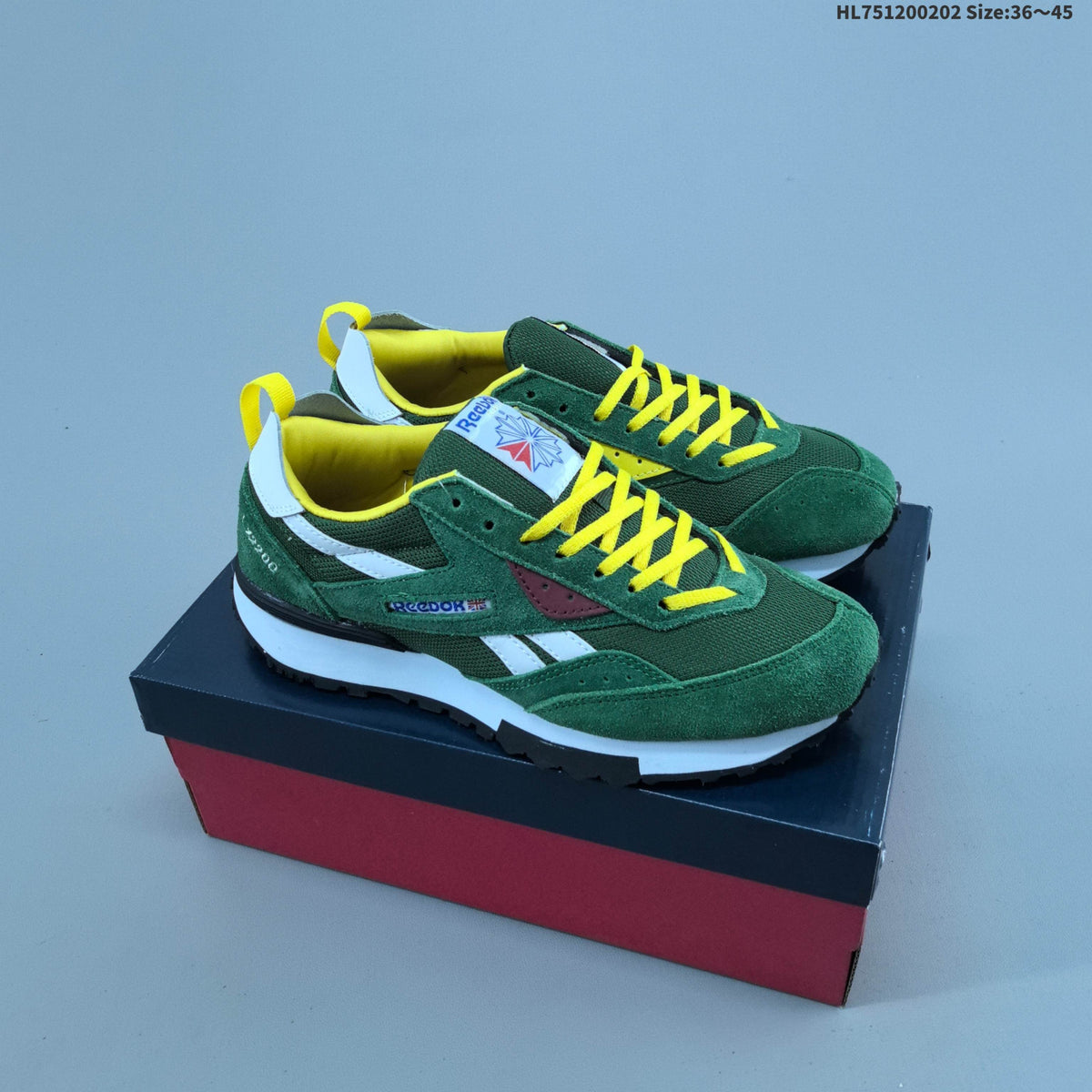 Reebok LX2200 Retro Sneakers for Running - product image from the listing.