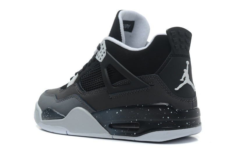 Air Jordan 4 Retro Oreo Basketball Sneakers - product image from the listing.