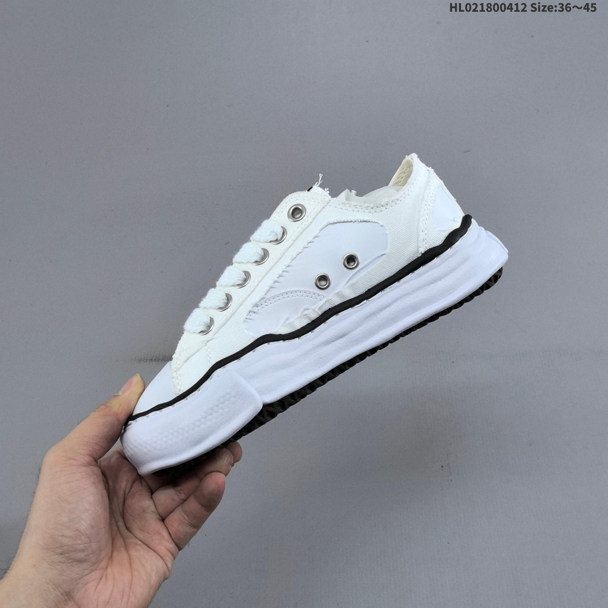 Maison MIHARA YASUHIRO Blakey Low Sneakers, in White - product image from the listing.
