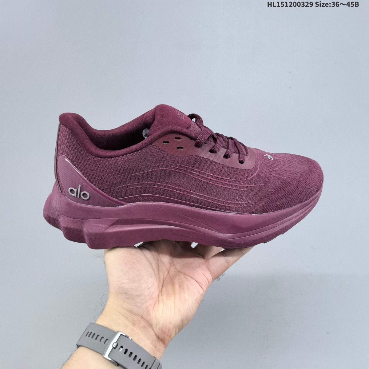 Alo Yoga Alo Runner Low-Top Sneakers for Running - product image from the listing.