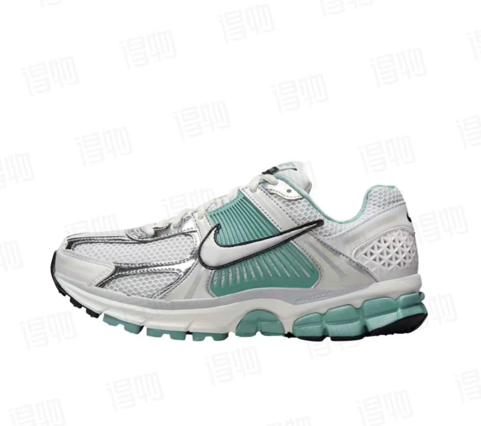 Nike Air Zoom Vomero 5 Shoes for Running - product image from the listing.