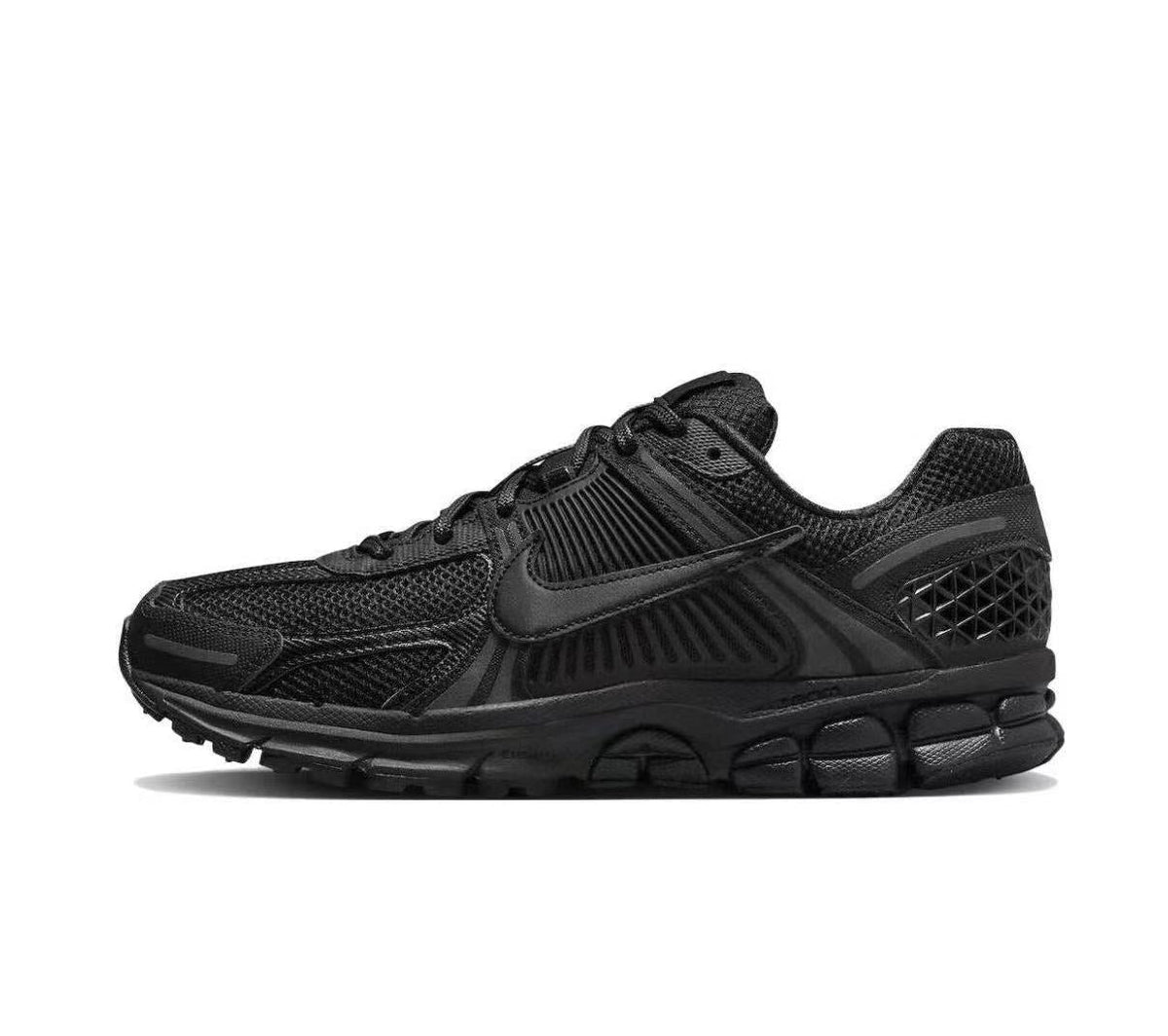 Nike Air Max 270 Sneakers in Black - product image from the listing.
