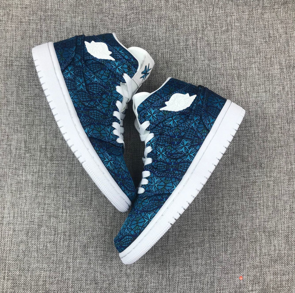 Women's Air Jordan 1 Mid Blue Pattern Sneakers AH7389-300 - product image from the listing.