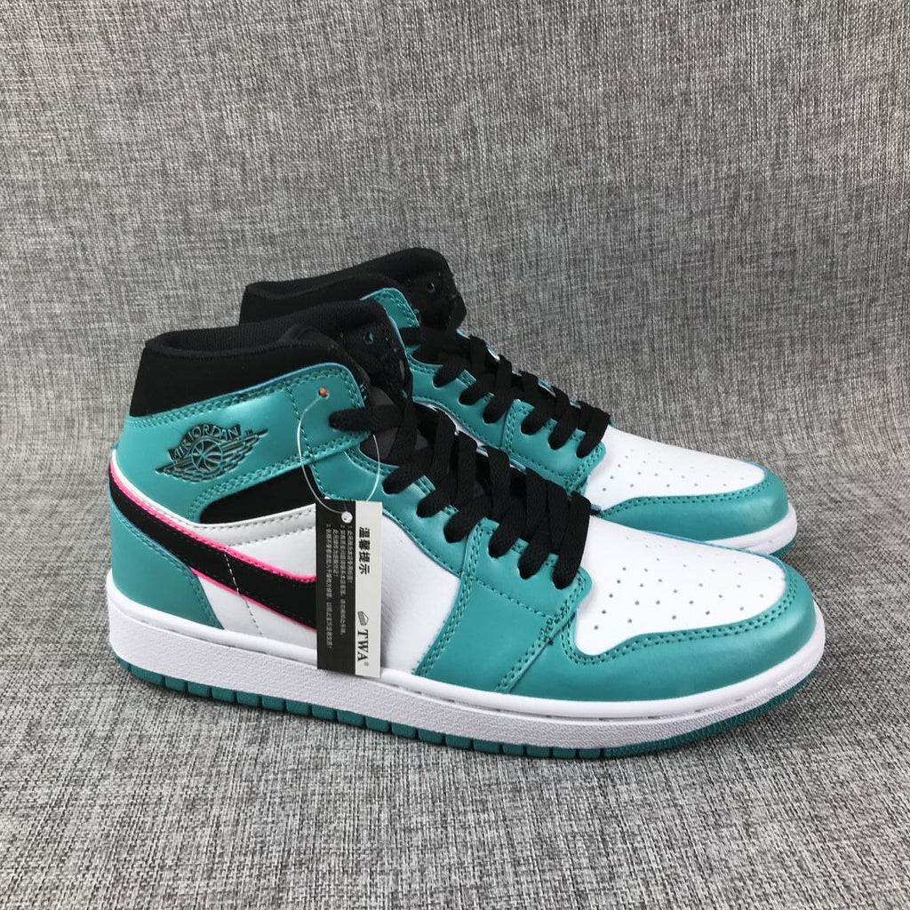 South Coast Sneakers - Air Jordan 1 Mid 852542-306 - product image from the listing.