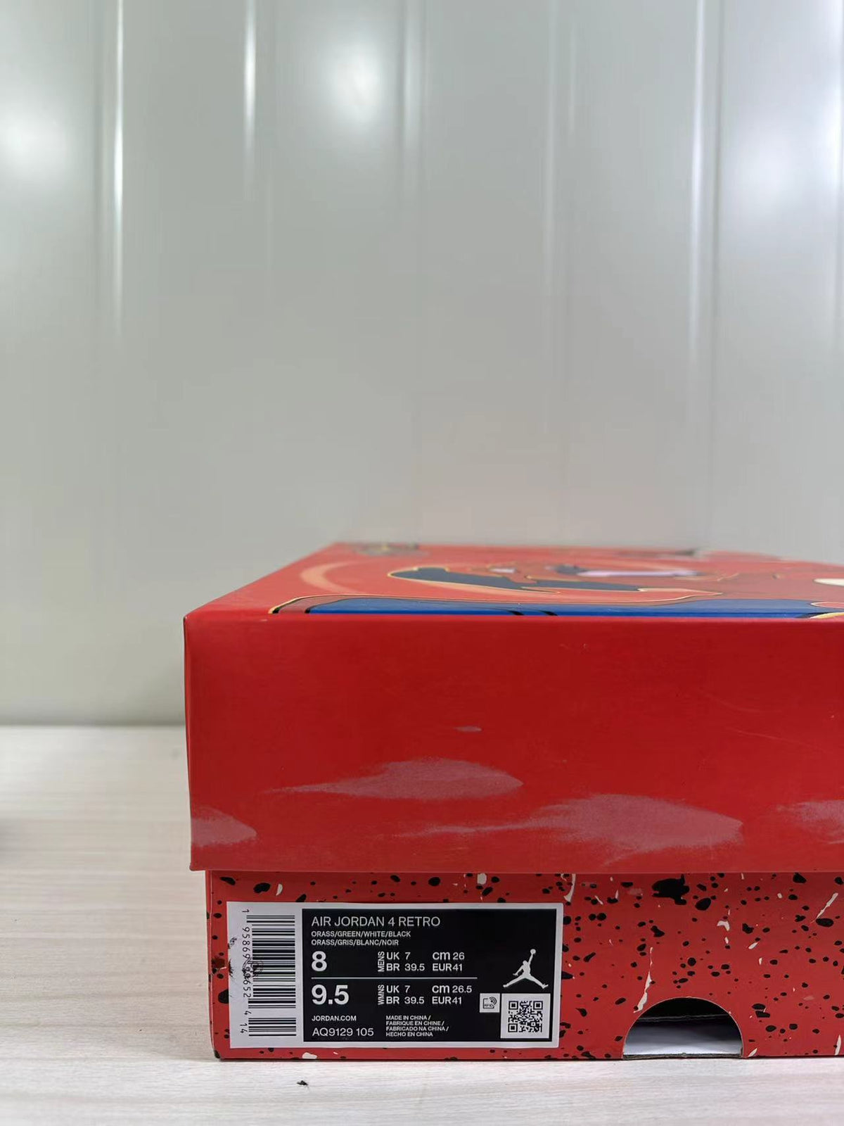 Air Jordan 4 Retro Off-White Red Black AQ9129-105 - product image from the listing.
