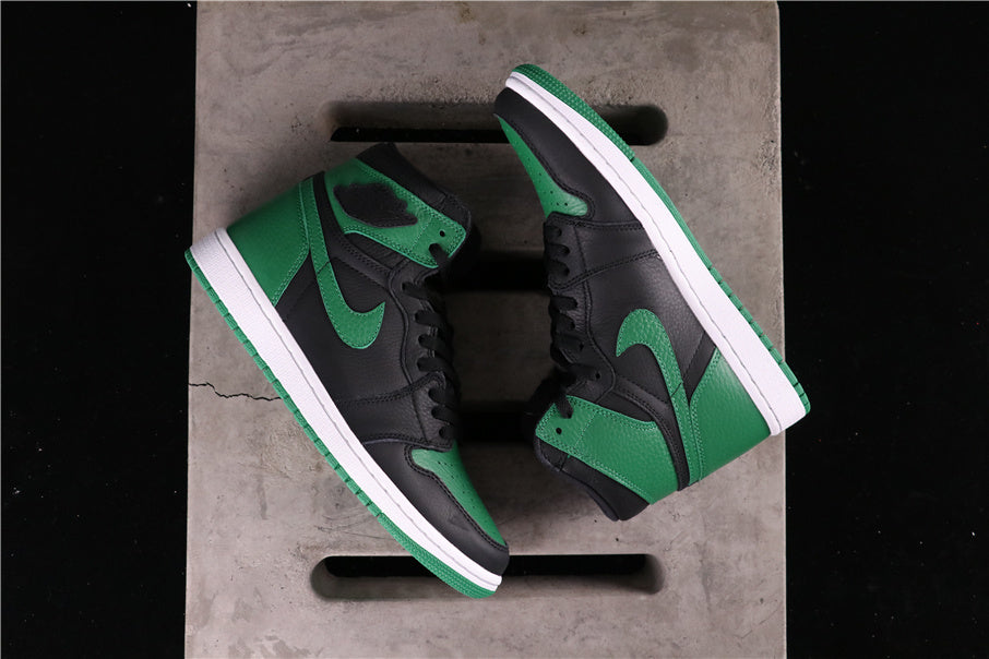 Air Jordan 1 High Pine Sneakers in Green Black 555088-030 - product image from the listing.