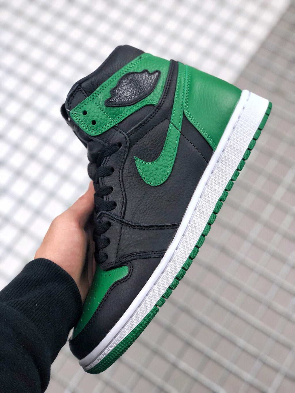 Air Jordan 1 High Pine Sneakers in Green Black 555088-030 - product image from the listing.