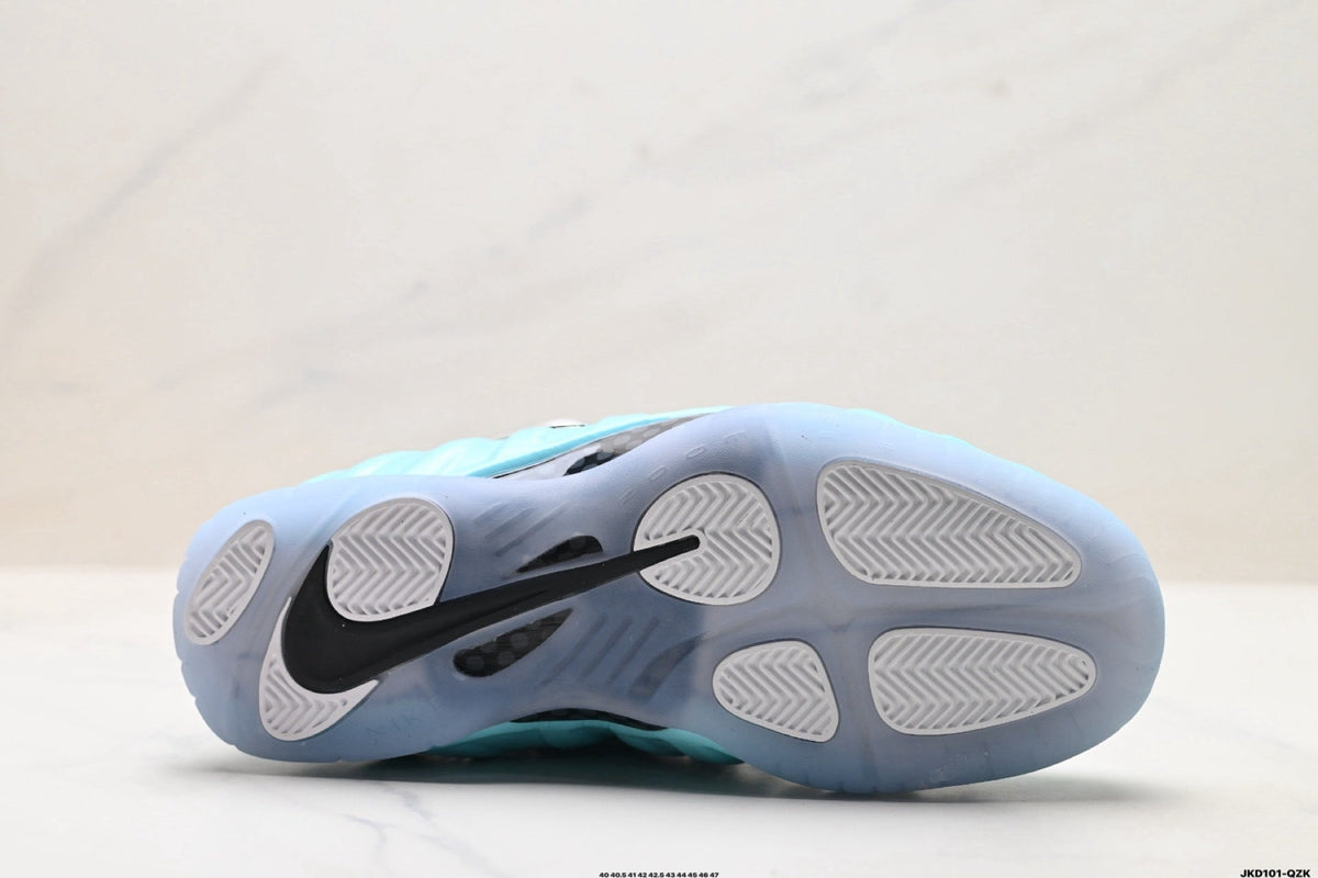 Nike Air Foamposite One Penny Hardaway in Black Light Blue - product image from the listing.
