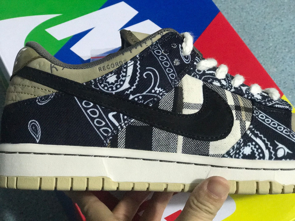 Nike SB Dunk Low PRM QS in Black Beige CT5053-001 - product image from the listing.