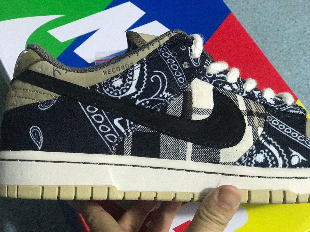 Nike SB Dunk Low PRM QS in Black Beige CT5053-001 - product image from the listing.