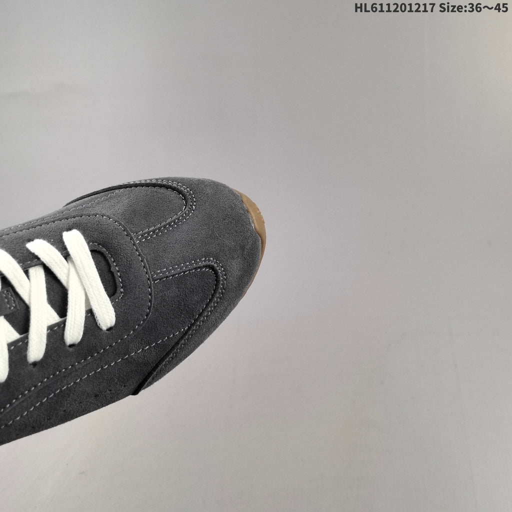 Charcoal Alo Yoga Sunset Low-Top Suede Sneakers - product image from the listing.