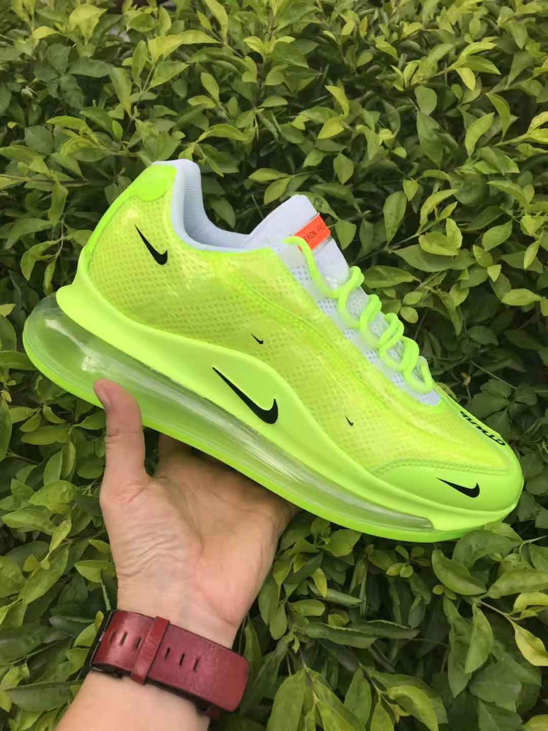 Nike Air Max 720 Neon Sneakers in Green - product image from the listing.